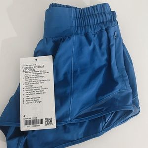 lululemon hotty hot short 2.5 lined